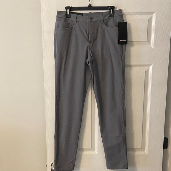 Lululemon ABC Slim-Fit 5Pkt Pants 30/32 brand new see all photos color gray